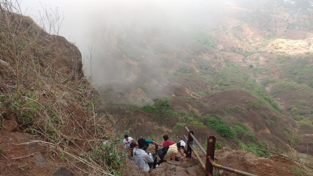 torna-fort-trek-splendid-traveler
